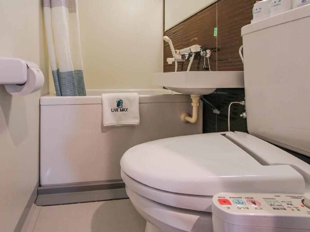 Hotel Livemax Umeda Doyama Осака Екстериор снимка