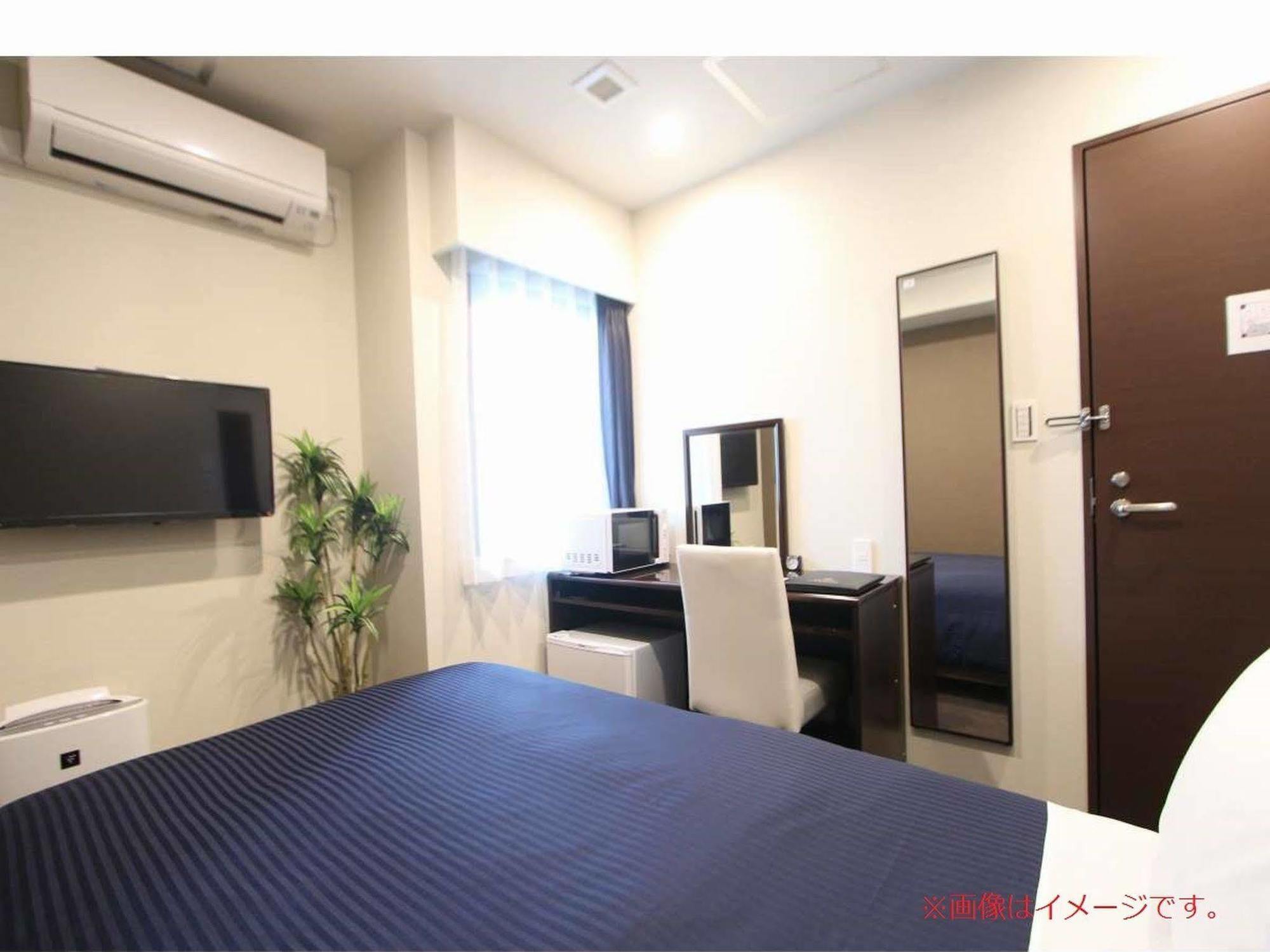 Hotel Livemax Umeda Doyama Осака Екстериор снимка